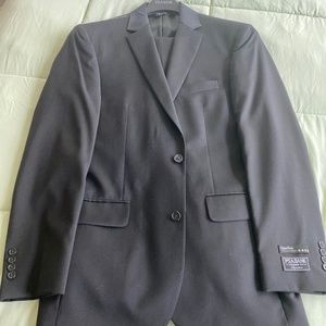 Jos A Bank Tailored Fit Suit